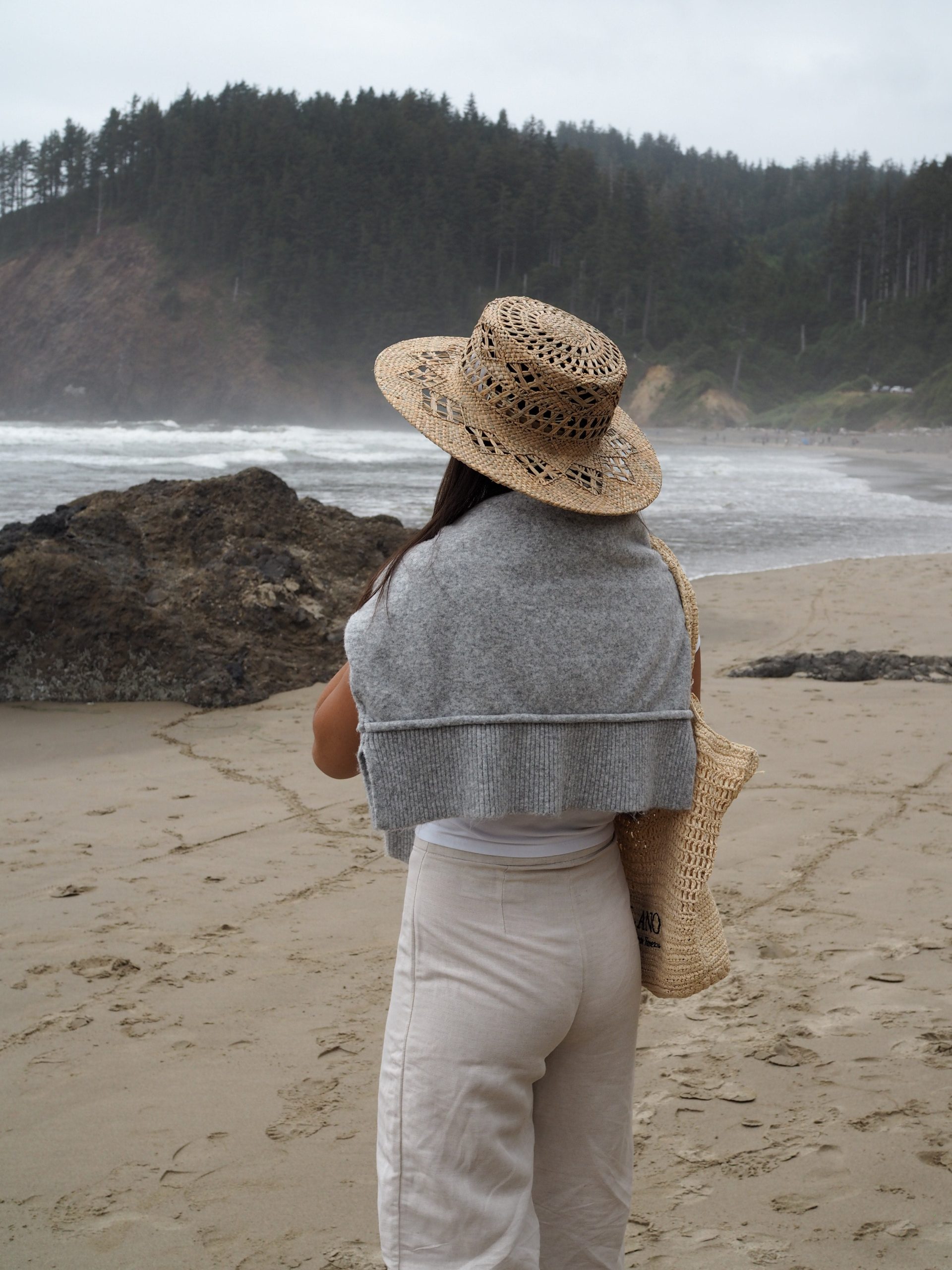 Willow Textured Panama Hat Crafted in Straw - Image 4